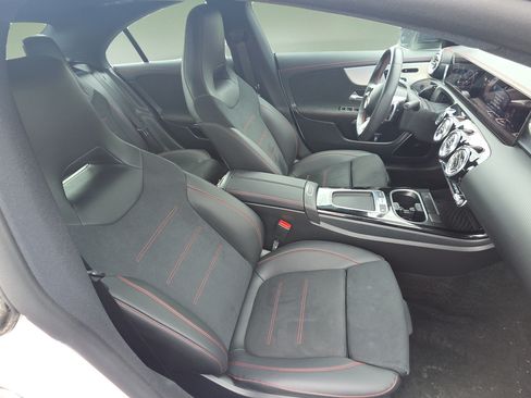 Used 2024 Mercedes-Benz CLA 250 4MATIC image 16