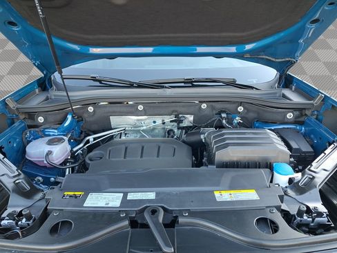 New 2025 Volkswagen Atlas Cross Sport SEL image 27