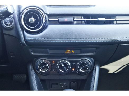 Used 2020 Toyota Yaris LE image 26