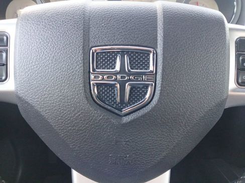 Used 2013 Dodge Challenger R/T RWD image 5