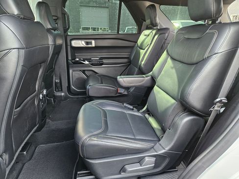 Used 2021 Ford Explorer ST w/ Equipment Group 401A image 29