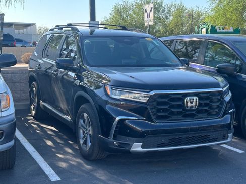 Used 2024 Honda Pilot EX-L image 5