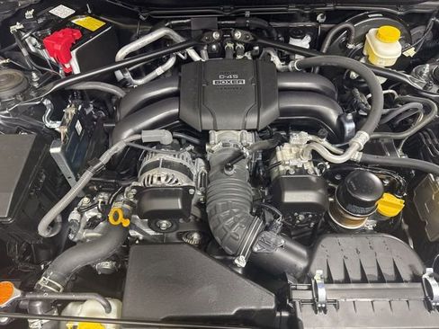 Used 2024 Toyota GR86 image 9