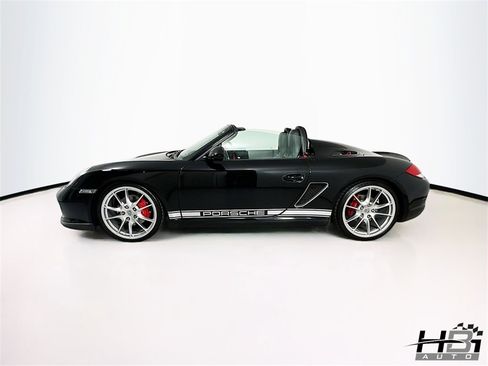 Used 2011 Porsche Boxster Spyder image 28