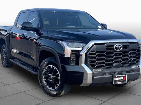 Used 2025 Toyota Tundra SR5 w/ TRD Off-Road Premium Package AWD/4WD image 3
