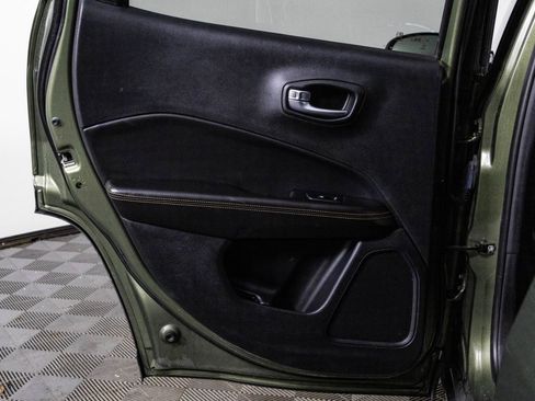 Used 2019 Jeep Compass Limited image 36