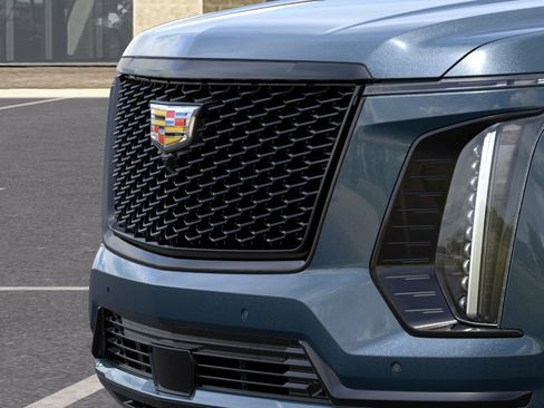 New 2026 Cadillac Escalade ESV Platinum Sport w/ LPO, ONYX Package AWD/4WD image 13