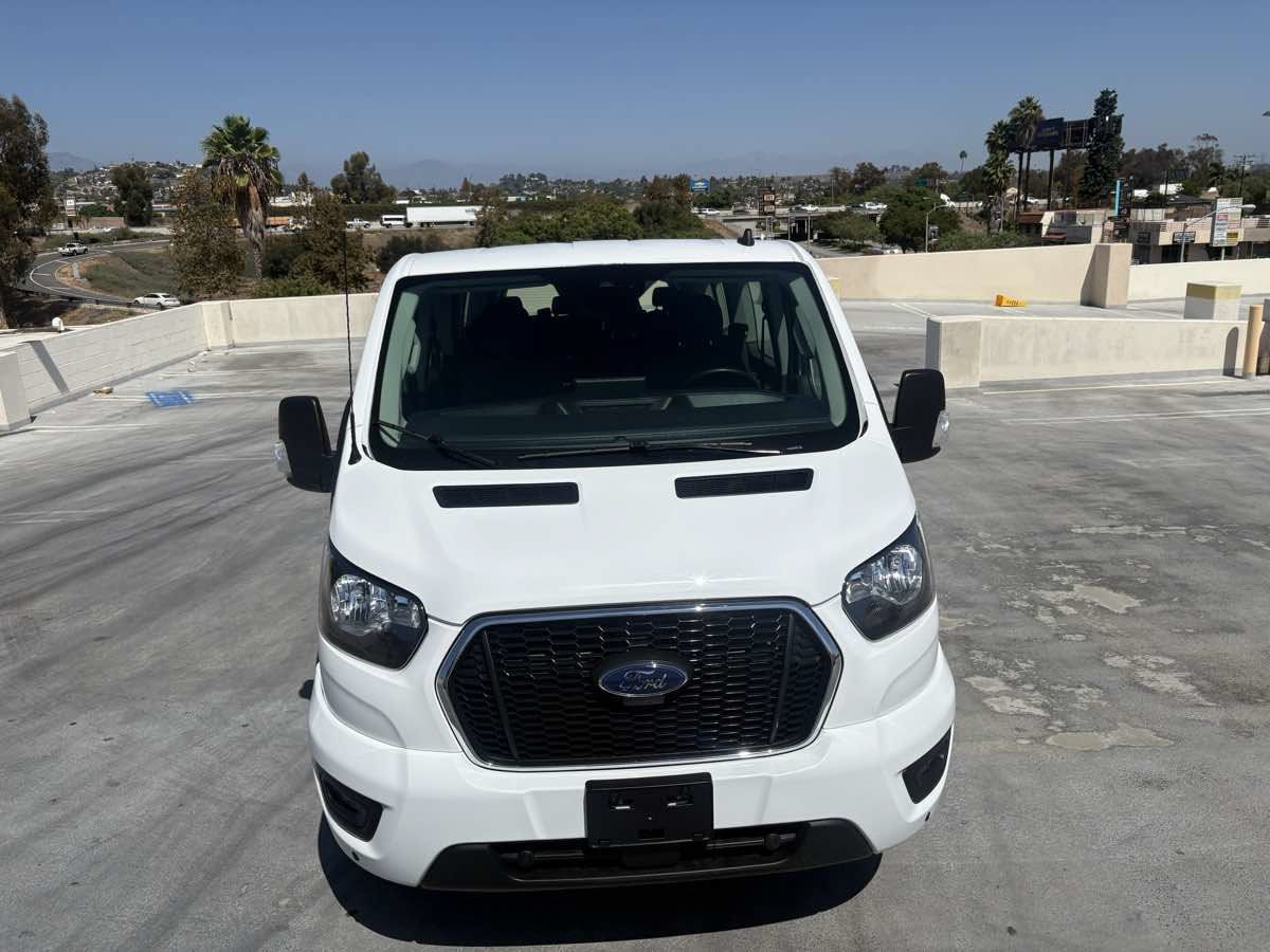 Used 2024 Ford Transit 350 XLT RWD image 8