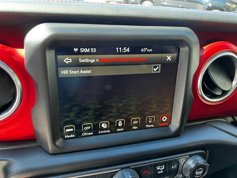 Used 2022 Jeep Gladiator Rubicon w/ Trailer Tow Package AWD/4WD image 38