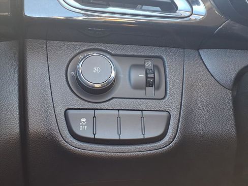 Used 2016 Chevrolet Spark LT FWD image 19