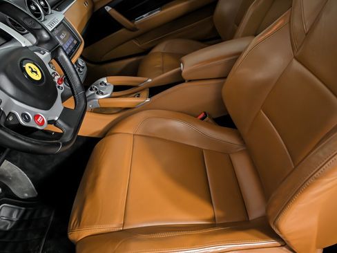 Used 2012 Ferrari FF image 20