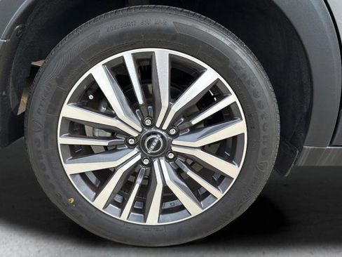 Certified 2023 Nissan Kicks SV image 13