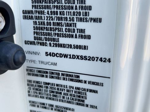 Used 2025 Chevrolet Low Cab Forward image 17