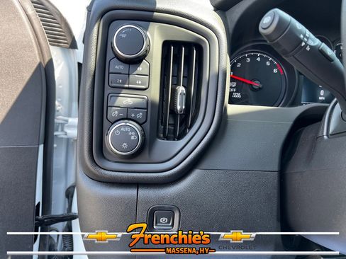 Used 2024 Chevrolet Silverado 1500 W/T w/ Trailering Package AWD/4WD image 7