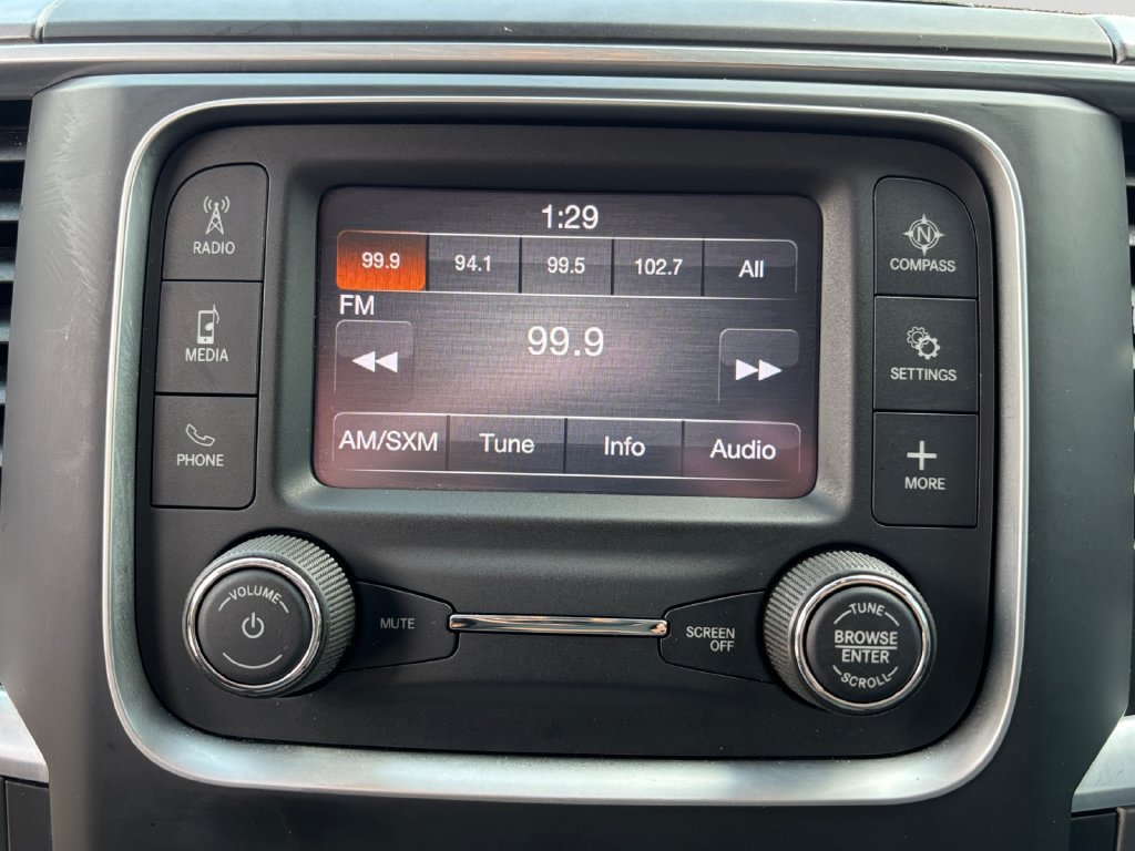 Used 2021 RAM 1500 Classic SLT RWD image 18