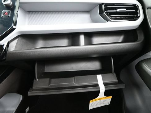 New 2027 Chevrolet Bolt LT w/ Comfort Package FWD image 33