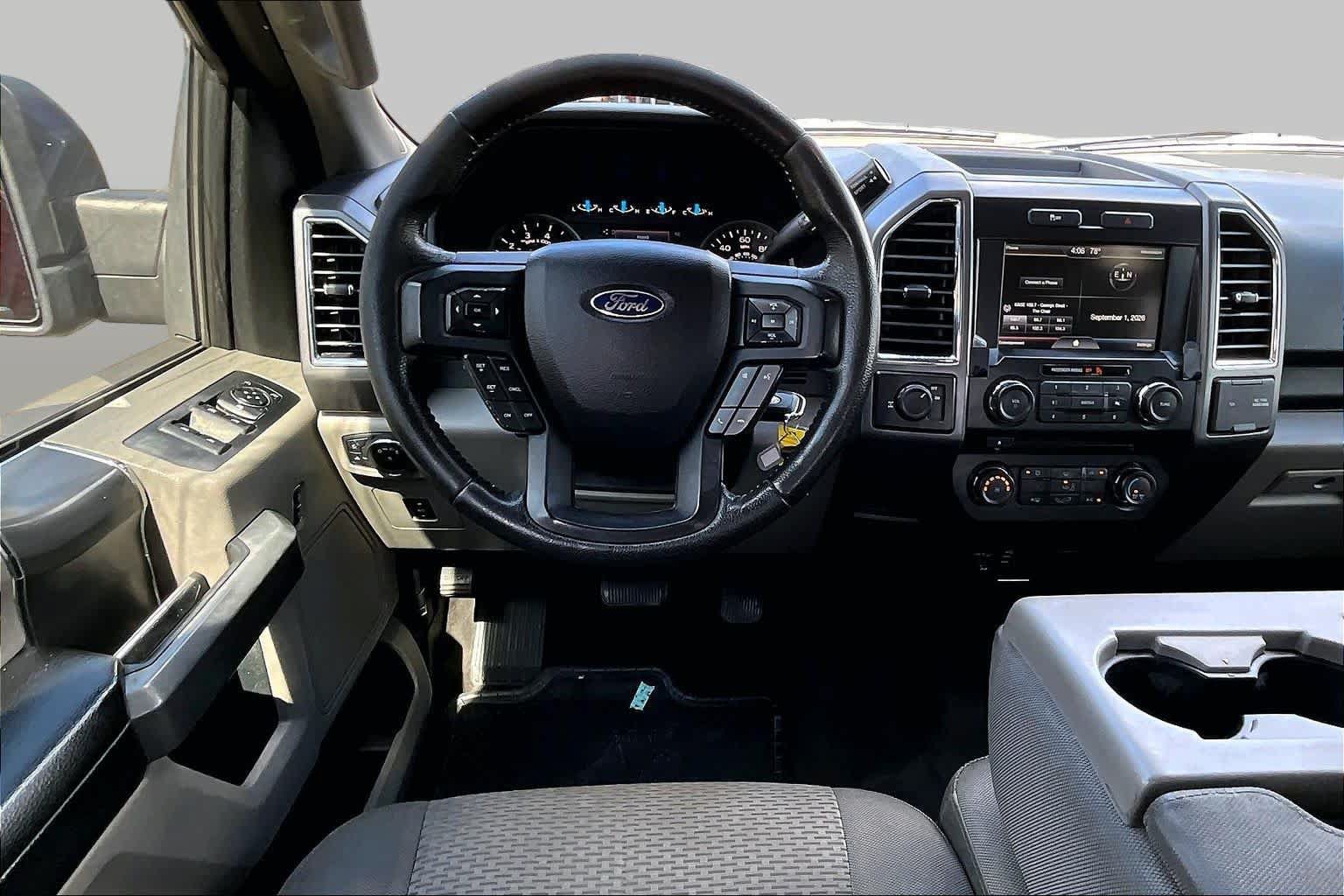 Used 2015 Ford F150 XLT w/ Equipment Group 302A Luxury RWD image 8