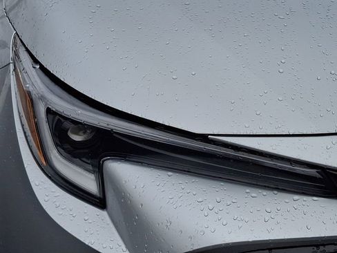 Certified 2023 Toyota Corolla SE image 9