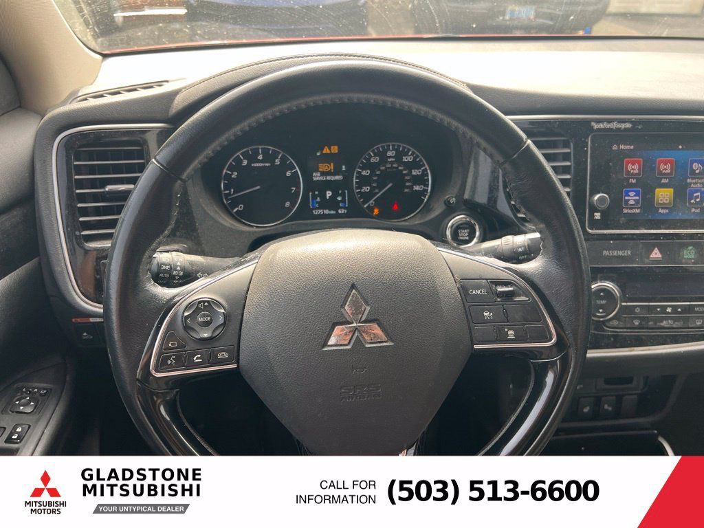 Used 2017 Mitsubishi Outlander SEL FWD image 12