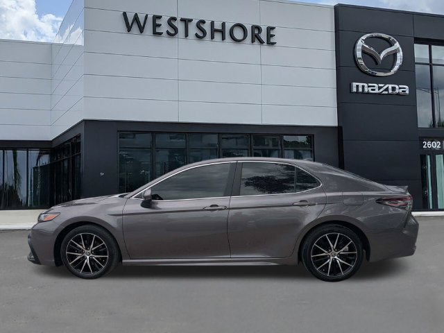 Used 2021 Toyota Camry SE FWD image 6
