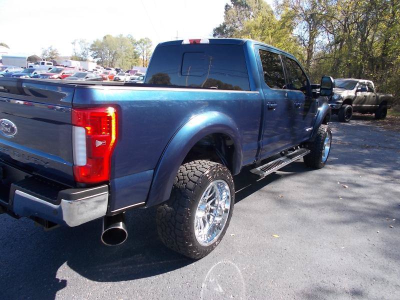 Used 2017 Ford F250 Lariat w/ Lariat Ultimate Package AWD/4WD image 14