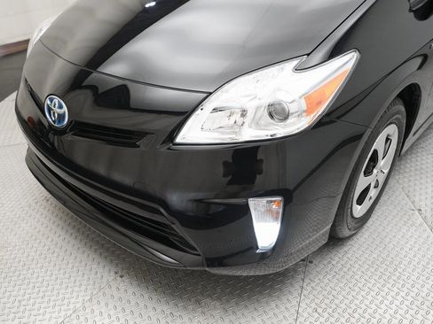 Used 2012 Toyota Prius Two image 21