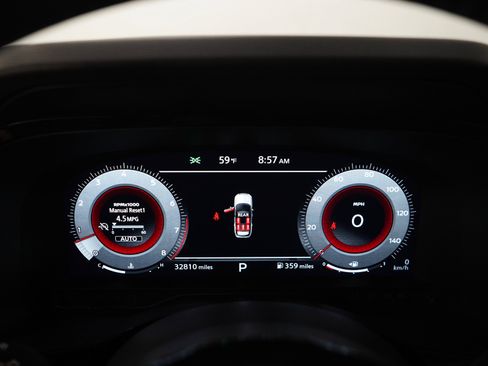 Used 2024 Nissan Pathfinder Platinum AWD/4WD image 32
