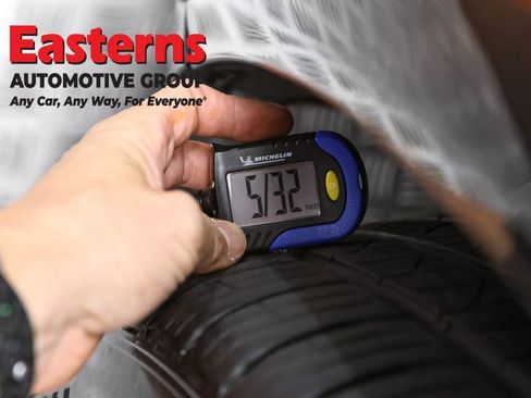 Used 2025 Dodge Durango R/T AWD/4WD image 29