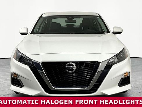 Certified 2022 Nissan Altima 2.5 S w/ Driver Assist Package FWD image 2