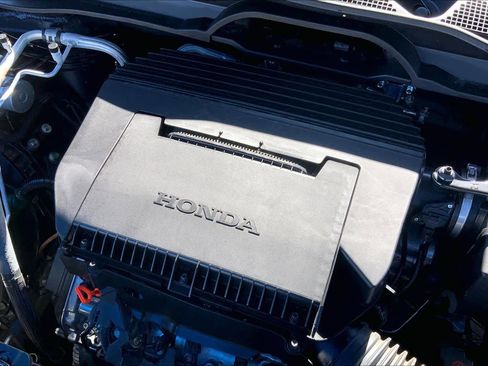 Used 2025 Honda Pilot Black Edition image 33