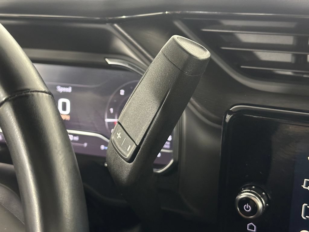 Used 2025 GMC Sierra 2500 AT4X AWD/4WD image 20