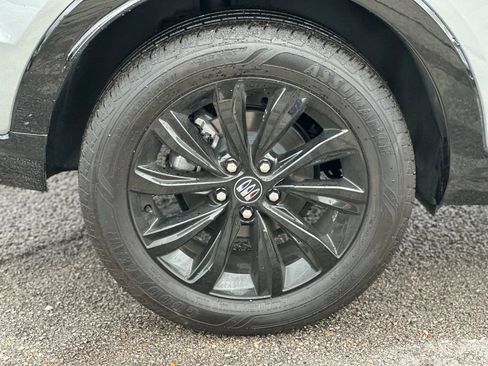 Used 2025 Buick Envista Sport Touring image 26