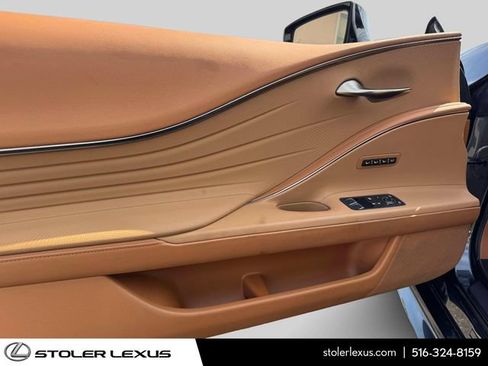 Used 2023 Lexus LC 500 Convertible w/ Touring Package RWD image 18