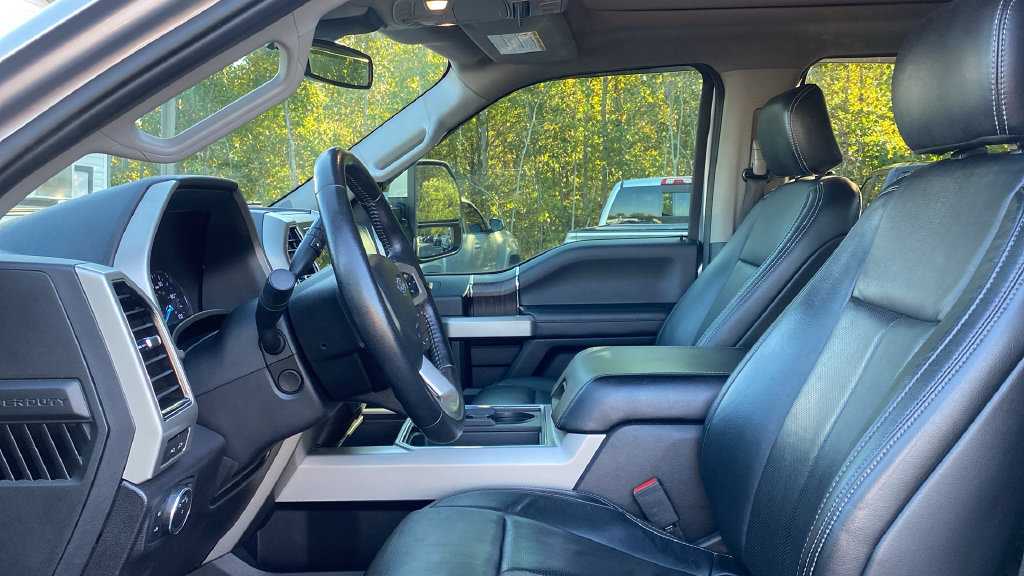 Used 2020 Ford F250 Lariat w/ Lariat Ultimate Package AWD/4WD image 16