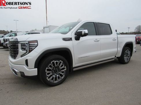 Used 2024 GMC Sierra 1500 Denali Ultimate AWD/4WD image 1