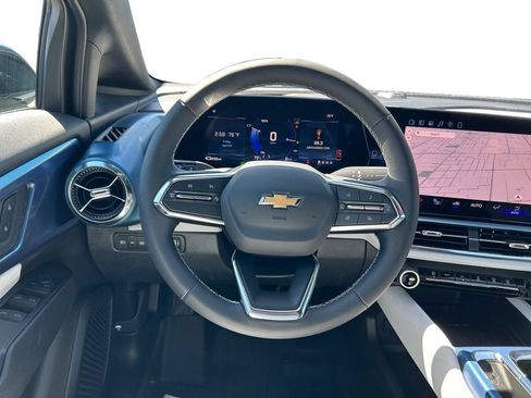 New 2026 Chevrolet Equinox EV LT w/ LPO, Blackout Package FWD image 13