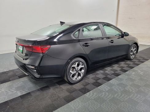 Used 2019 Kia Forte LXS FWD image 10