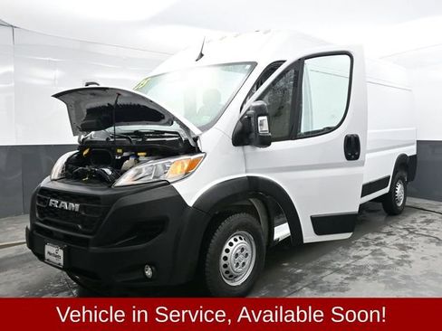 Used 2025 RAM ProMaster 2500 w/ Convenience Group image 41