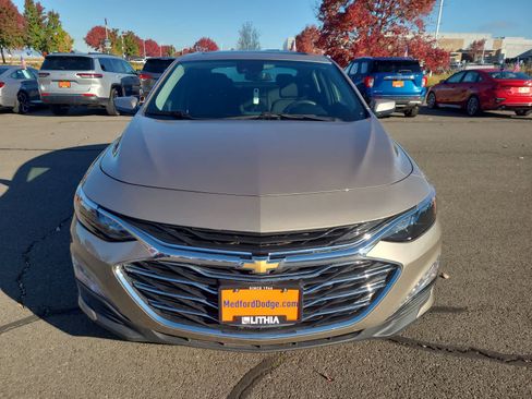 Used 2024 Chevrolet Malibu LT image 14