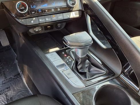 Certified 2024 Hyundai Elantra SEL w/ Convenience Package FWD image 26