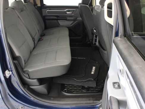 Used 2019 RAM 1500 Big Horn AWD/4WD image 34