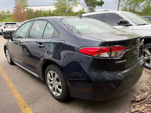 Used 2024 Toyota Corolla LE FWD image 4