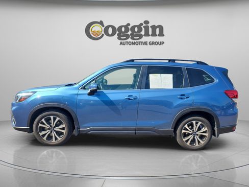 Used 2021 Subaru Forester Limited image 3