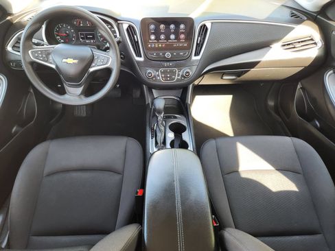 Used 2024 Chevrolet Malibu LT FWD image 30