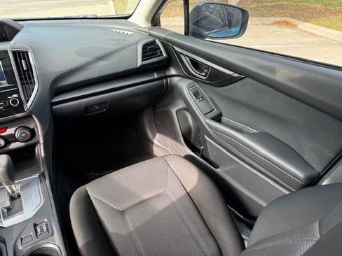 Used 2017 Subaru Impreza 2.0i Premium w/ BSD & Rcta/SRF/Eyesight image 22