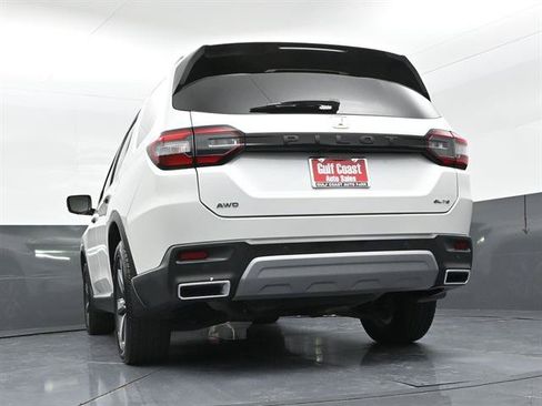 Used 2024 Honda Pilot Elite image 36