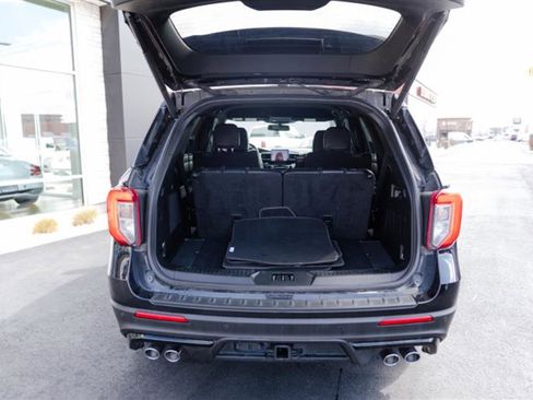 Used 2023 Ford Explorer ST w/ Equipment Group 401A image 7