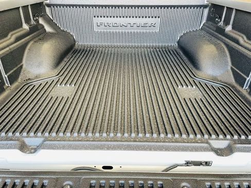 New 2026 Nissan Frontier SV image 19