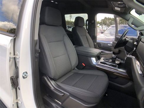 Used 2023 GMC Sierra 1500 Elevation w/ Preferred Package image 29