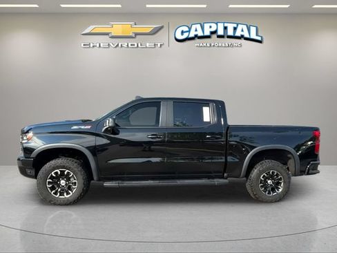 Used 2024 Chevrolet Silverado 1500 ZR2 w/ Technology Package AWD/4WD image 2